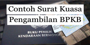 Kalian masih bingung mengenai bagaimana contoh Surat Kuasa pengambilan BPKB? Kalau memang kalian merasa seperti itu dan tidak tahu bagaimana cara untuk membuatnya, maka kalian sekarang sedang berada di tempat yang sangat tepat. Sebab, dalam artikel ini, akan dijelaskan mengenai surat kuasa terkait pengambilan BPKB kendaraan motor atau mobil, serta cara membuat dan contohnya. Simak baik-baik ya. Surat Kuasa Pengambilan BPKB Sama seperti surat kuasa pada umumnya, yang mana surat ini adalah surat pengantar yang akan kalian gunakan demi mengambil suatu BPKB kendaraan mau itu motor atau mobil, melalui pihak lain atau perantara dan bukan melalui pemilik aslinya. Contohnya, ketika Anda ingin meminta tolong orang terdekat untuk mengambilkan BPKB, maka sudah pasti kalian harus membuatkan orang tersebut surat kuasa satu. Agar lebih jelas, kalian bisa melihat fungsi surat kuasa satu ini seperti penjelasan berikut: Sebagai bukti pengambilan BPKB yang sah Sebagai jaminan untuk pihak yang diberikan amanat dapat bertanggung jawab penuh terkait BPKB tersebut Untuk memudahkan berbagai administrasi dalam proses pengambilan BPKB Menghindari disalahgunakannya BPKB oleh oknum yang tidak bertanggung jawab Format Pembuatan Surat Kuasa Pengambilan BPKB Bagi yang ingin mencoba membuatnya, pastikan surat kuasa kalian memiliki format seperti berikut: Judul Surat Merupakan keterangan dari surat yang kalian buat. Buat judul surat di bagian atas surat yang kalian buat. Tegaskan di judul bahwa surat tersebut adalah Surat Kuasa. Pembuka Kalimat ini berisi mengenai berbagai amanat yang diberikan kepada orang yang menerima surat dari sang pemberi kuasa. Dalam kalimat pembuka, berbagai amanat harus jelas dan mudah dimengerti. Identitas Jangan lupa menuliskan identitas baik untuk pemberi maupun penerima kuasa dengan jelas ya. Dalam surat kuasa wajib mencantumkan identitas dari pemberi kuasa maupun penerima kuasa. Semua identitas wajib dituliskan secara lengkap mulai dari nama lengkap, alamat lengkap, kemudian tempat tanggal lahir, dan nomor KTP atau SIM. Hal ini penting agar tidak terjadi masalah dikemudian hari. Isi Kuasa Isi kuasa ini, ialah kuasa apa yang diberikan dari pemberi kuasa kepada penerima kuasa. Di dalam Surat Kuasa pengambilan BPKB, sudah pasti kalian harus menjelaskan hal ini dengan benar di dalam surat agar tidak terjadi kesalahan. Jenis dan Informasi Kendaraan Jangan lupa juga menuliskan mengenai informasi dari kendaraan sesuai dengan BPKB tersebut. Hal ini juga demi memudahkan proses kedua belah pihak hingga tidak berlangsung dengan lebih lama lagi. Penutup Berikan kalimat penutup yang sesuai dan sopan serta jangan bertele-tele Atribut Pengesahan Di akhir surat, jangan lupa diberikan atribut pengesahan berupa tanda tangan dan juga pemberian materai sebagai bukti keabsahan surat tersebut. Contoh Surat Kuasa Pengambilan BPKB Seperti yang kami janjikan, bahwa dibawah ini ada beberapa contoh surat kuasa untuk pengambilan BPKB kendaraan bermotor, seperti mobil dan motor. Dari beberapa contoh yang akan kami berikan ini, Anda bisa memilih salah satu yang terbaik menurut kalian ya. Contoh 1 Surat Kuasa Pengambilan (tulis BPKB apa) Yang bertanda tangan di bawah ini : Nama : Umur : Alamat : Pekerjaan : Dengan ini telah memberikan kuasa sepenuhnya kepada : Nama : Umur : Alamat : Pekerjaan : Untuk menyelesaikan proses pengambilan BPKB kendaraan (Motor/mobil), Merek ..., atas nama ..., nomor polisi ..., di ... Demikian surat kuasa ini dibuat untuk dipergunakan sebagaimana dengan mestinya. (masukkan hari dan tanggal), 20xx Pemberi Kuasa Penerima Kuasa (Tanda Tangan) (Tanda Tangan) Contoh 2 Surat Kuasa Pengambilan BPKB Perihal : Surat Kuasa untuk mengambil BPKB ... Saya yang bertanda tangan di bawah ini : Nama : Alamat : NIK : Yang mana selanjutnya disebut sebagai pemberi kuasa Telah memberikan kuasa kepada : Nama : Alamat : NIK : Untuk mengambil BPKB ..., atas nama..., dengan rincian informasi kendaraan sebagai berikut : Jenis Kendaraan : Warna Kendaraan : No. Mesin : No. Rangka : Nomor Polisi : Demikian Surat Kuasa ini dibuat dengan sebenar-benarnya tanpa ada paksaan dari pihak mana pun. Semoga bisa digunakan sebagaimana dengan mestinya. (hari, tanggal bulan tahun) Pemberi Kuasa Penerima Kuasa (nama) (nama) Contoh 3 Surat Kuasa Yang bertanda tangan di bawah ini : Nama : Umur : Alamat : Pekerjaan : Dengan ini telah memberikan kuasa sepenuhnya kepada : Nama : Umur : Alamat : Pekerjaan : Untuk mengambil BPKB ..., atas nama..., dengan rincian informasi kendaraan sebagai berikut : Jenis Kendaraan : Warna Kendaraan : No. Mesin : No. Rangka : Nomor Polisi : (bisa diberikan informasi kendaraan lainnya) Demikian surat kuasa ini dibuat untuk dipergunakan sebagaimana dengan mestinya. Terima kasih atas segala perhatiannya. (Hari, tanggal, bulan, tahun) Pemberi Kuasa Penerima Kuasa (nama) (nama) Itulah beberapa contoh surat kuasa yang bisa kalian buat demi tujuan mengambil BPKB kendaraan bermotor. Yang harus kalian ingat adalah memberikan kepercayaan kepada orang yang kalian pilih. Jangan sampai kalian memberikan surat kuasa kepada orang yang memang baru saja kenal. *Baca Juga: Ketahui Apa Itu STCK (Surat Tanda Coba Kendaraan) Semoga saja penjelasan mengenai contoh Surat Kuasa pengambilan BPKB ini bisa menjadi informasi yang bermanfaat untuk kalian semua. Bagi kalian yang masih belum memiliki asuransi kendaraan, segera daftar di Garda Oto. Kami memiliki produk asuransi terbaik untuk Anda, seperti Total Loss Only dan Comprehensive untuk segala jenis kendaraan (Syarat & Ketentuan Berlaku)